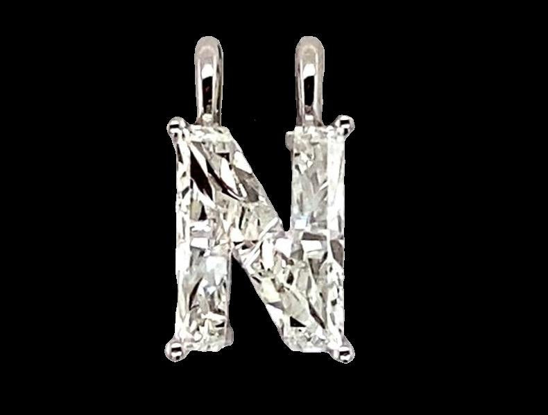 Lab Single Crystal Initials Set In Gold - F - VVS2