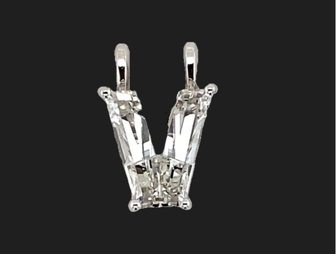 Lab Single Crystal Initials Set In Gold - F - VVS2