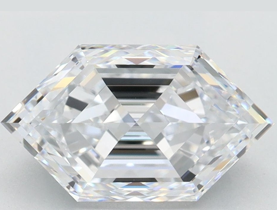 Hexagonal Step Long - F - VVS1