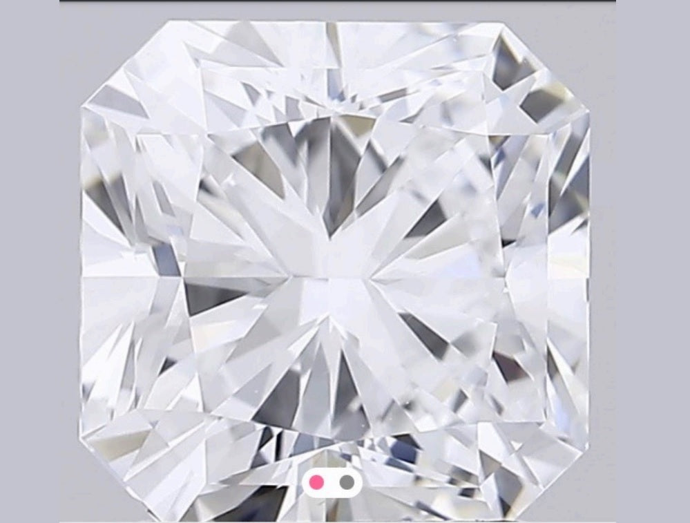 Square Radiant - E - VS1