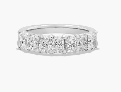 Rings- Anniversary Bands - D - VVS2