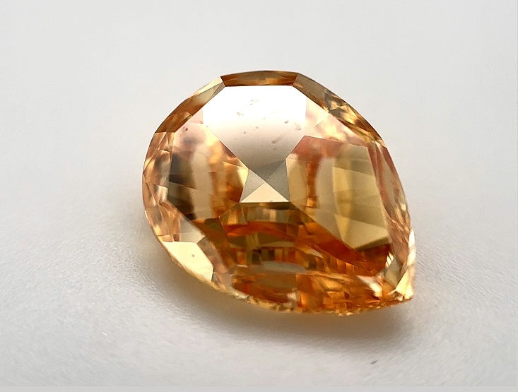 Old Mine Cut - Champagne - VVS2 - Fabeau & Co.