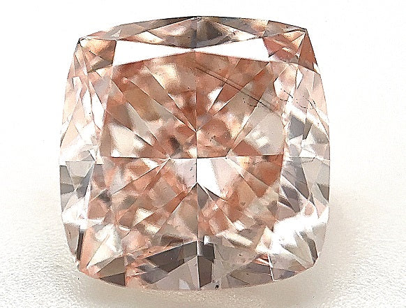 Cushion Cut - Pink - VS2 - Fabeau & Co.