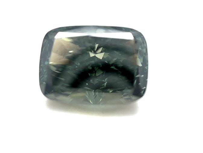 Cushion Cut - Green - VS2 - Fabeau & Co.